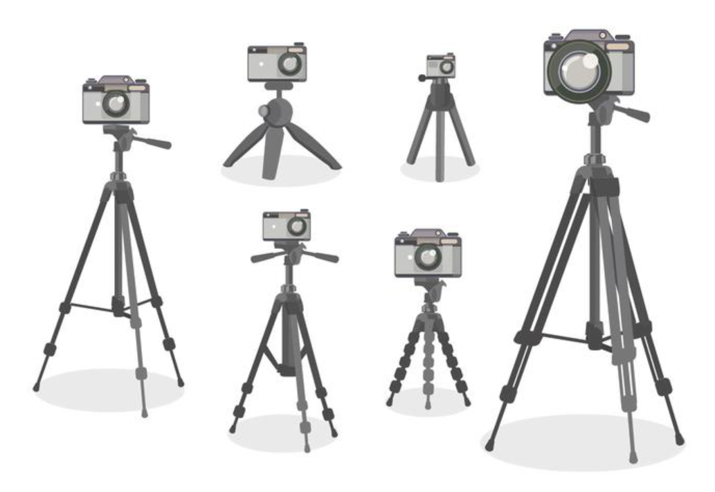 A tripod will help you achieve maximum stability and reduce camera shake. They are also a key element if you opt for long exposure photography, portraits, group shots, landscape photography.
