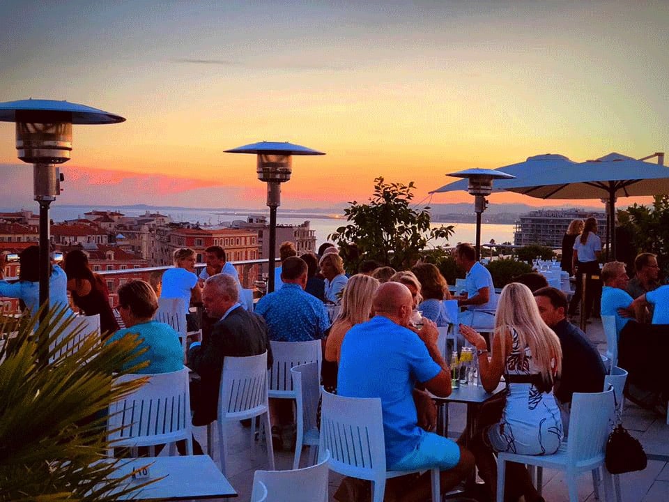 organiser un séminaire à Nice - Diner de gala