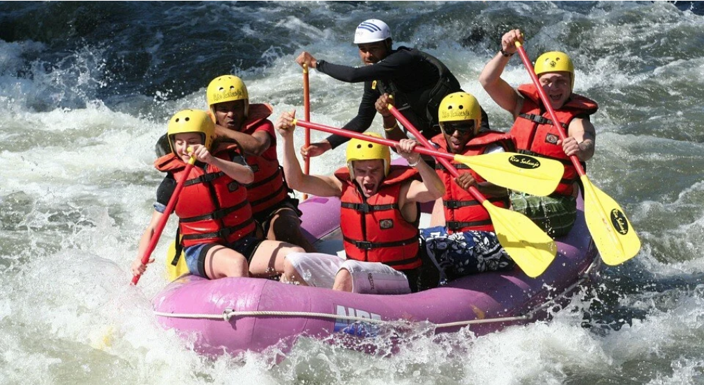 team building entreprise sport rafting
