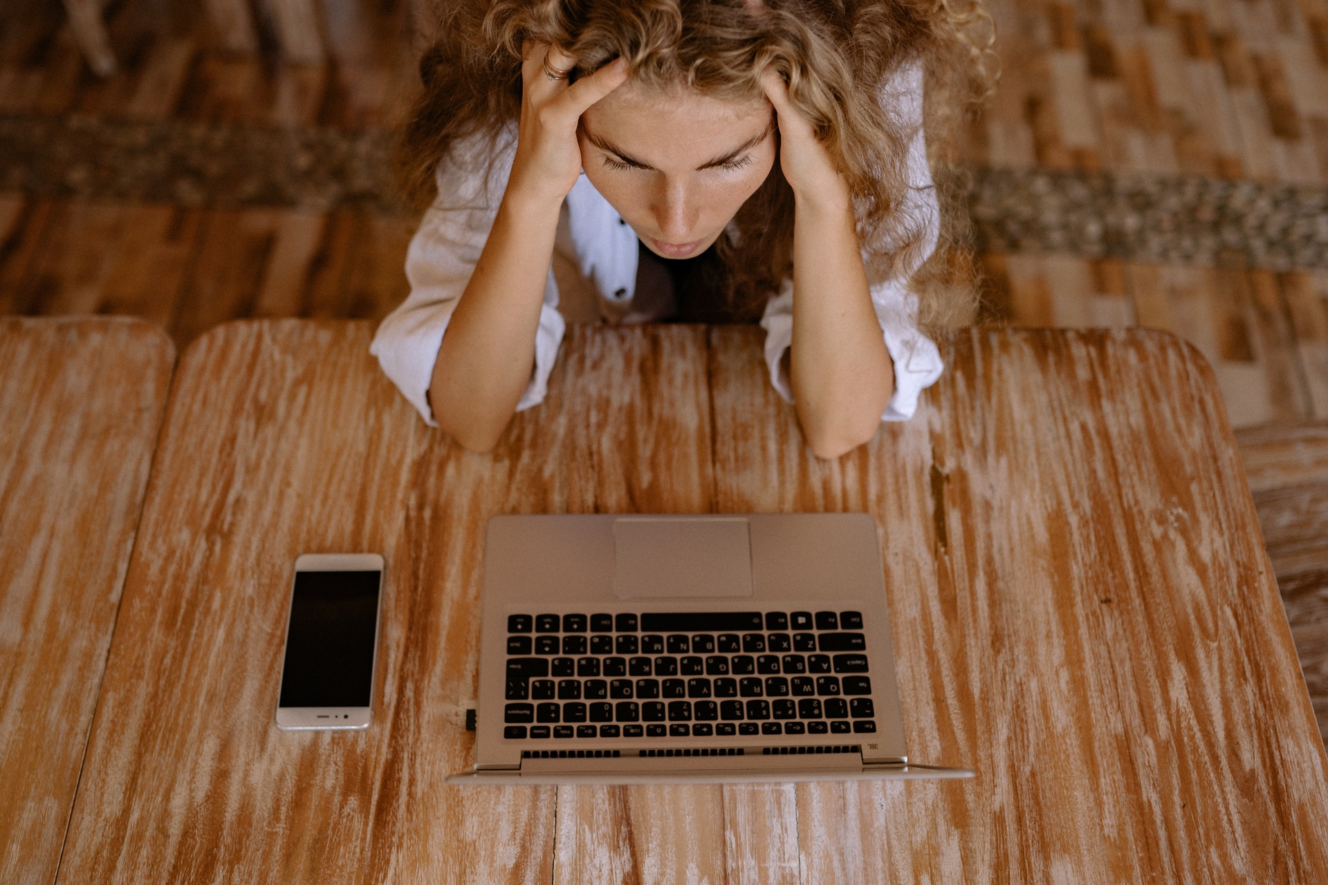 4 Arten von Stress und wie man sie bewältigt