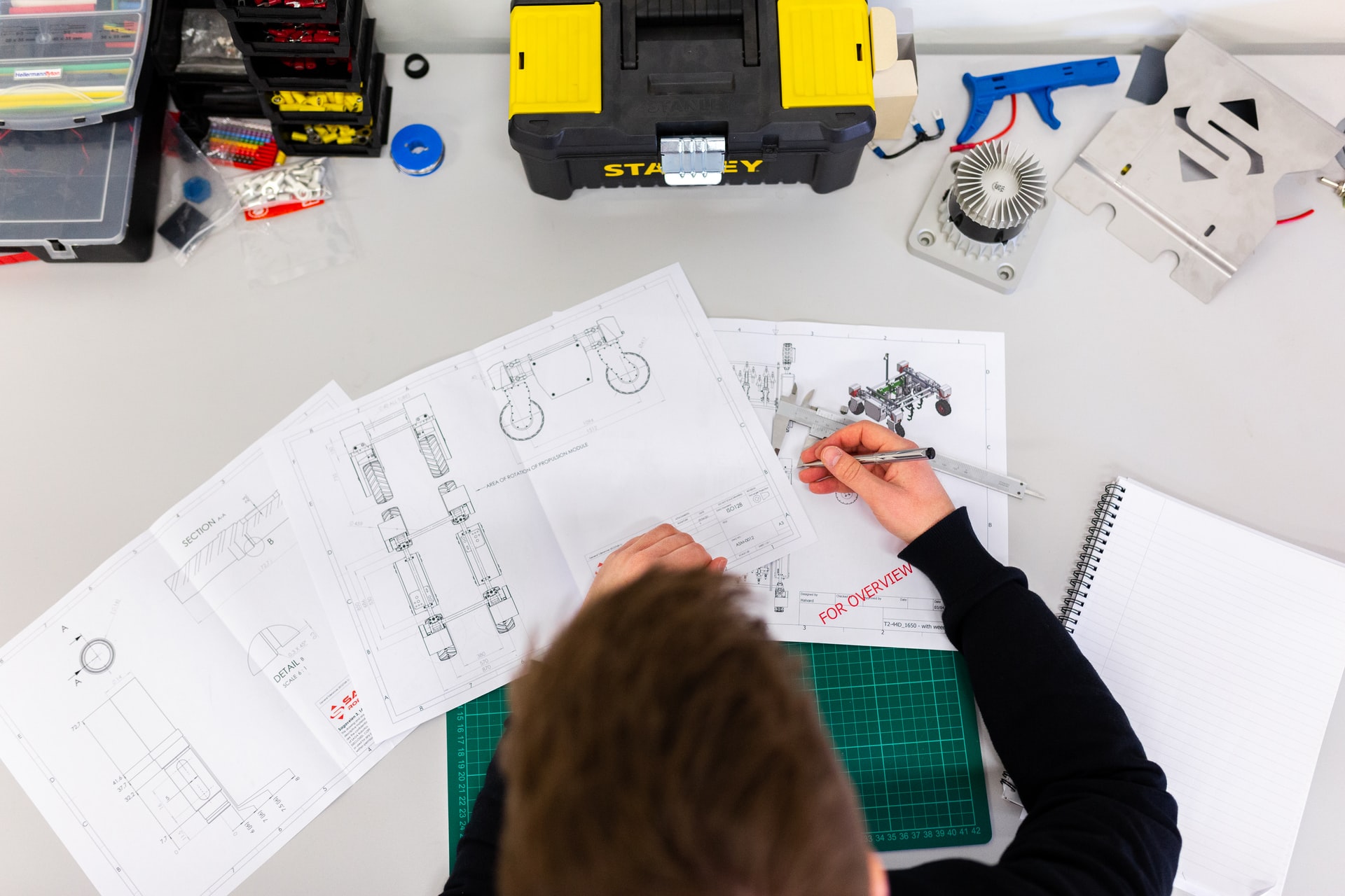 Reverse Engineering: Das Feld von hinten aufrollen